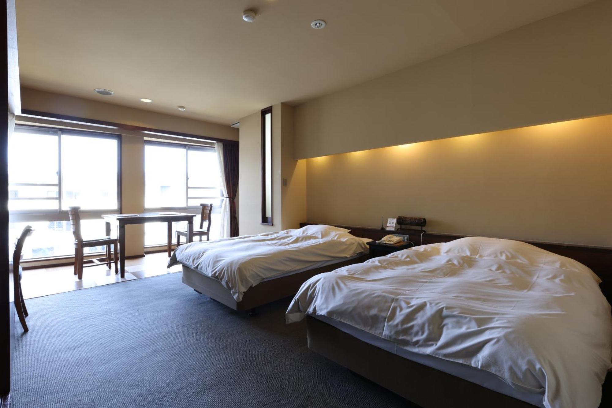 Miyahama Grand Hotel Hatsukaichi Eksteriør bilde